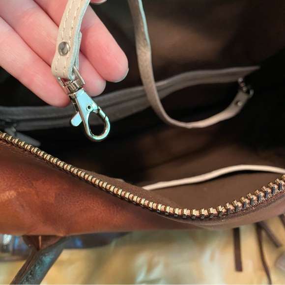 Old Trend hand painted ombre satchel in dark brown - Picture 12 of 16